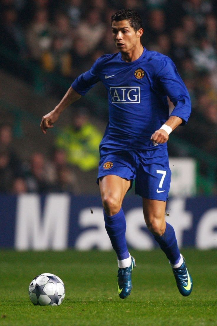 MANCHESTER UNITED 2008-09 RETRO LONGSLEEVE