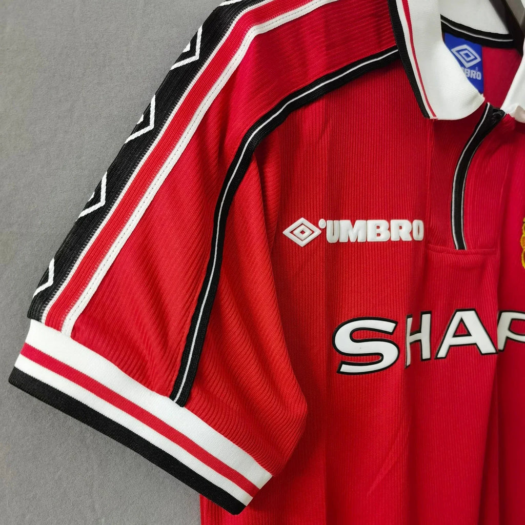 MANCHESTER UNITED 1998-99 RETRO
