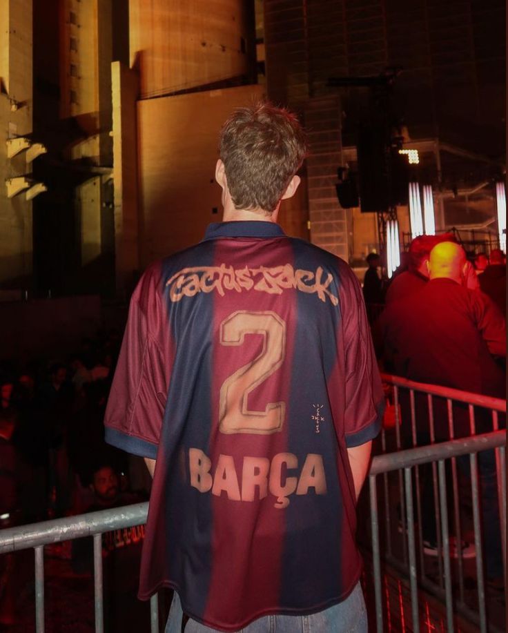 FC BARCELONA X TRAVIS SCOTT RETRO | LIMITED EDITION