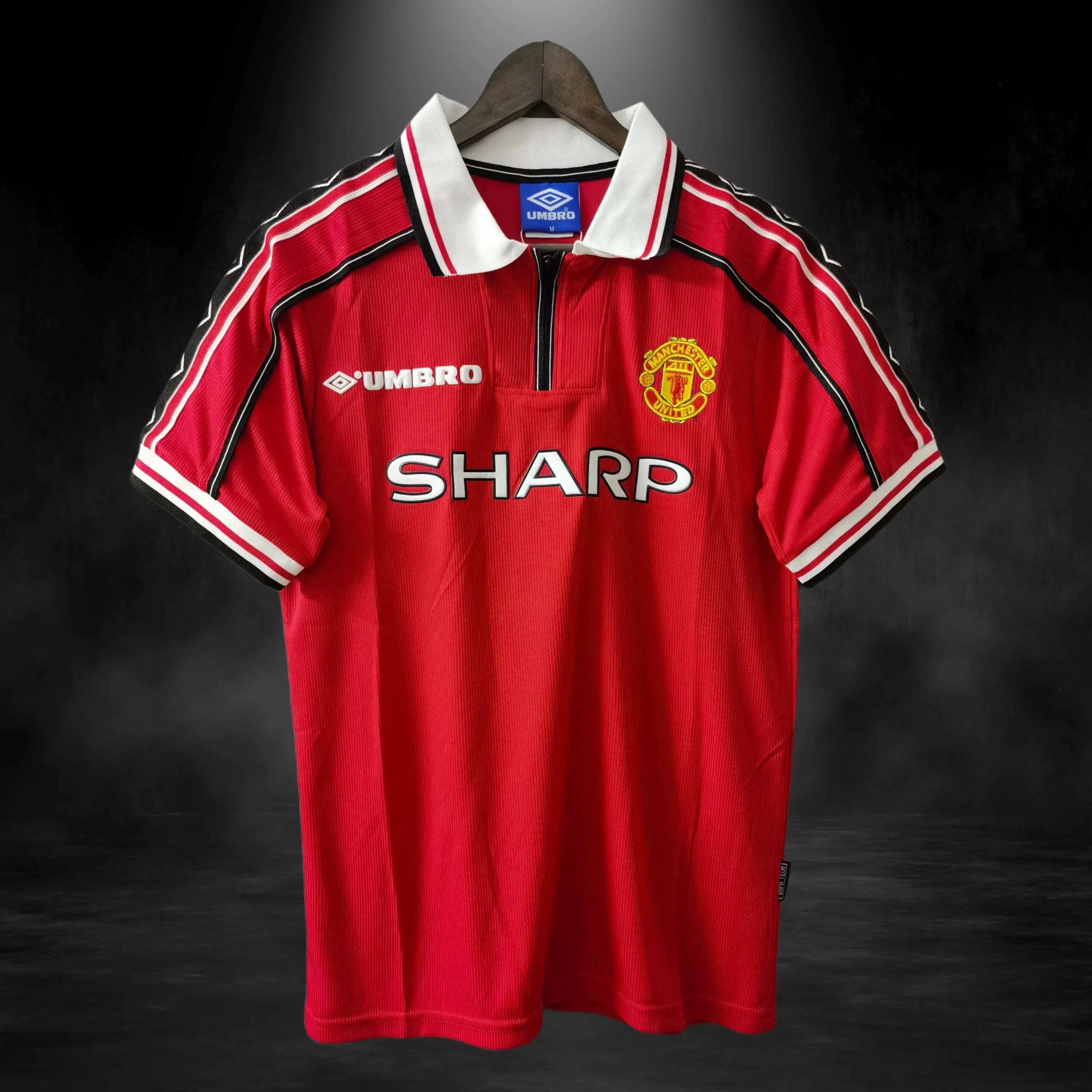 MANCHESTER UNITED 1998-99 RETRO