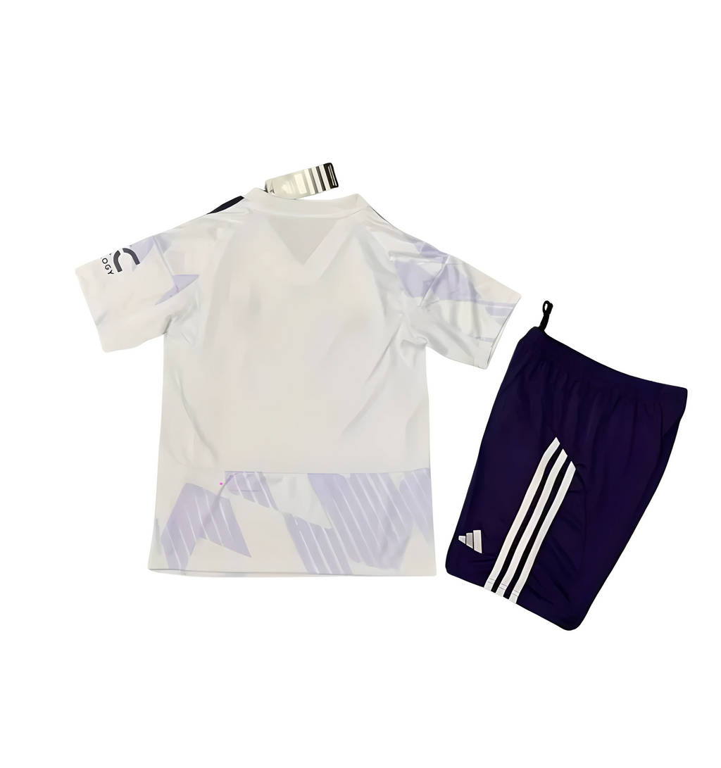 MANCHESTER UNITED JUNIOR 2025/26