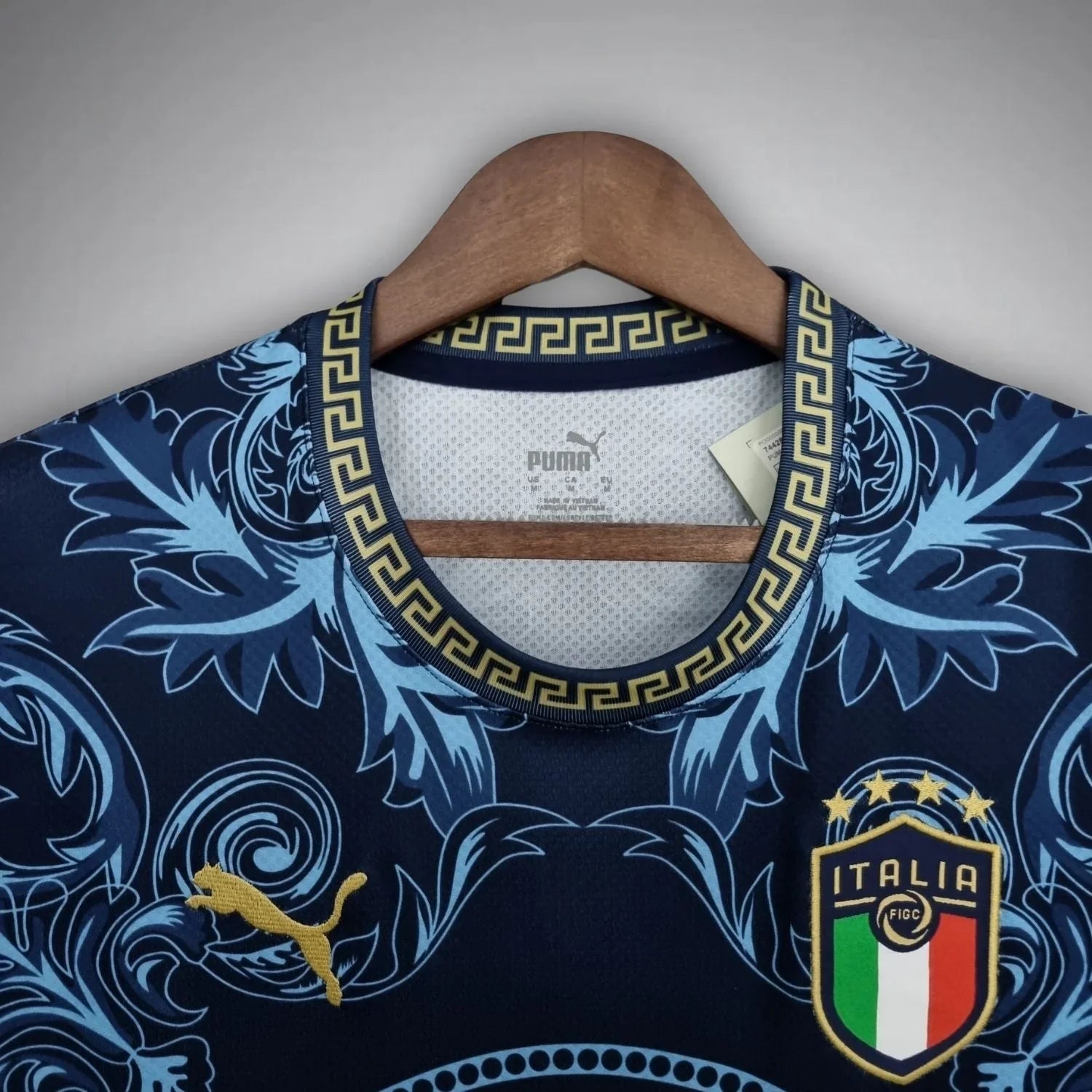ITALY 2022 CONCEPT RETRO