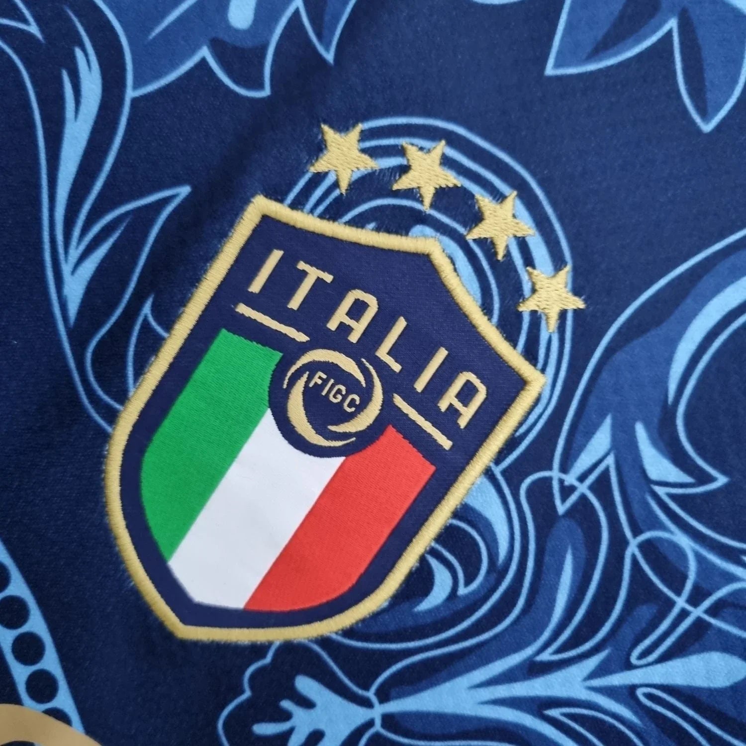 ITALY 2022 CONCEPT RETRO